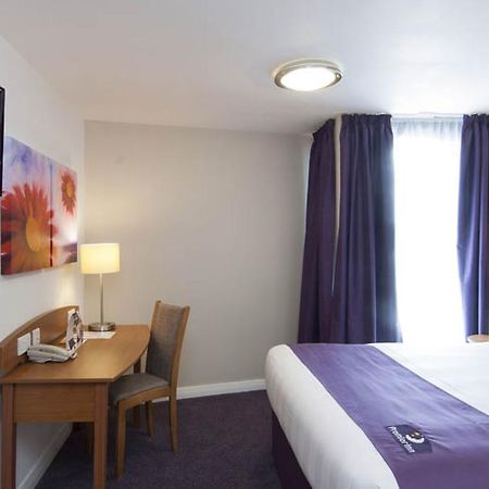 Premier Inn Stratford- Upon- Avon Central Exterior foto
