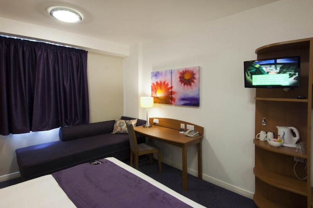 Premier Inn Stratford- Upon- Avon Central Exterior foto