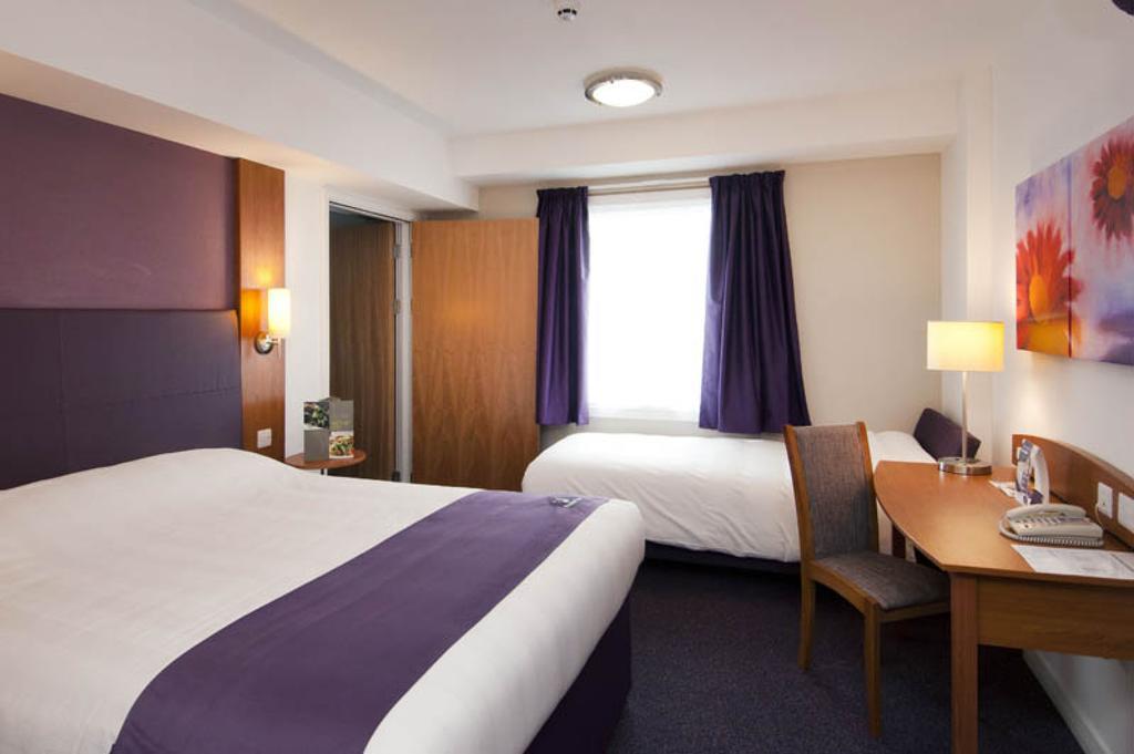 Premier Inn Stratford- Upon- Avon Central Exterior foto