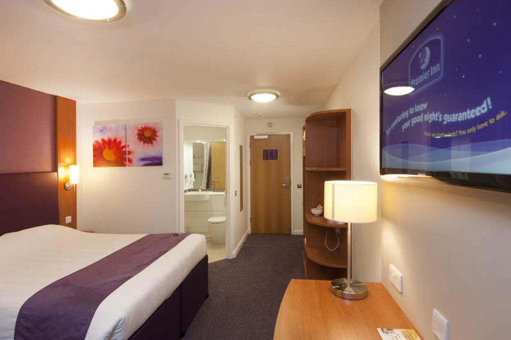 Premier Inn Stratford- Upon- Avon Central Exterior foto