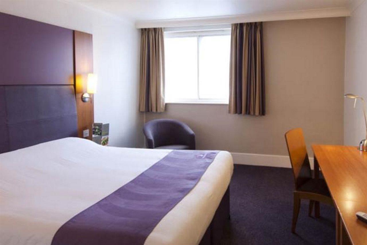 Premier Inn Stratford- Upon- Avon Central Exterior foto