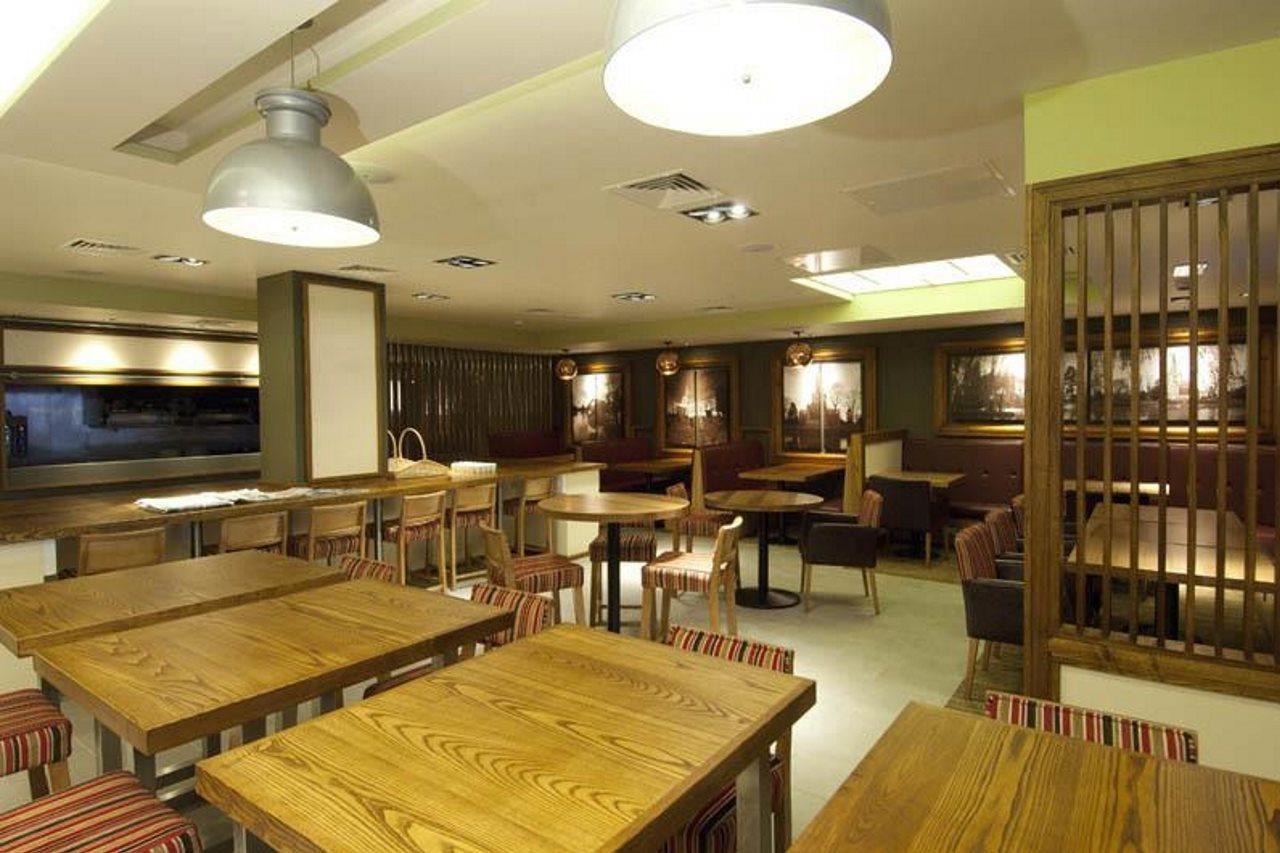 Premier Inn Stratford- Upon- Avon Central Exterior foto