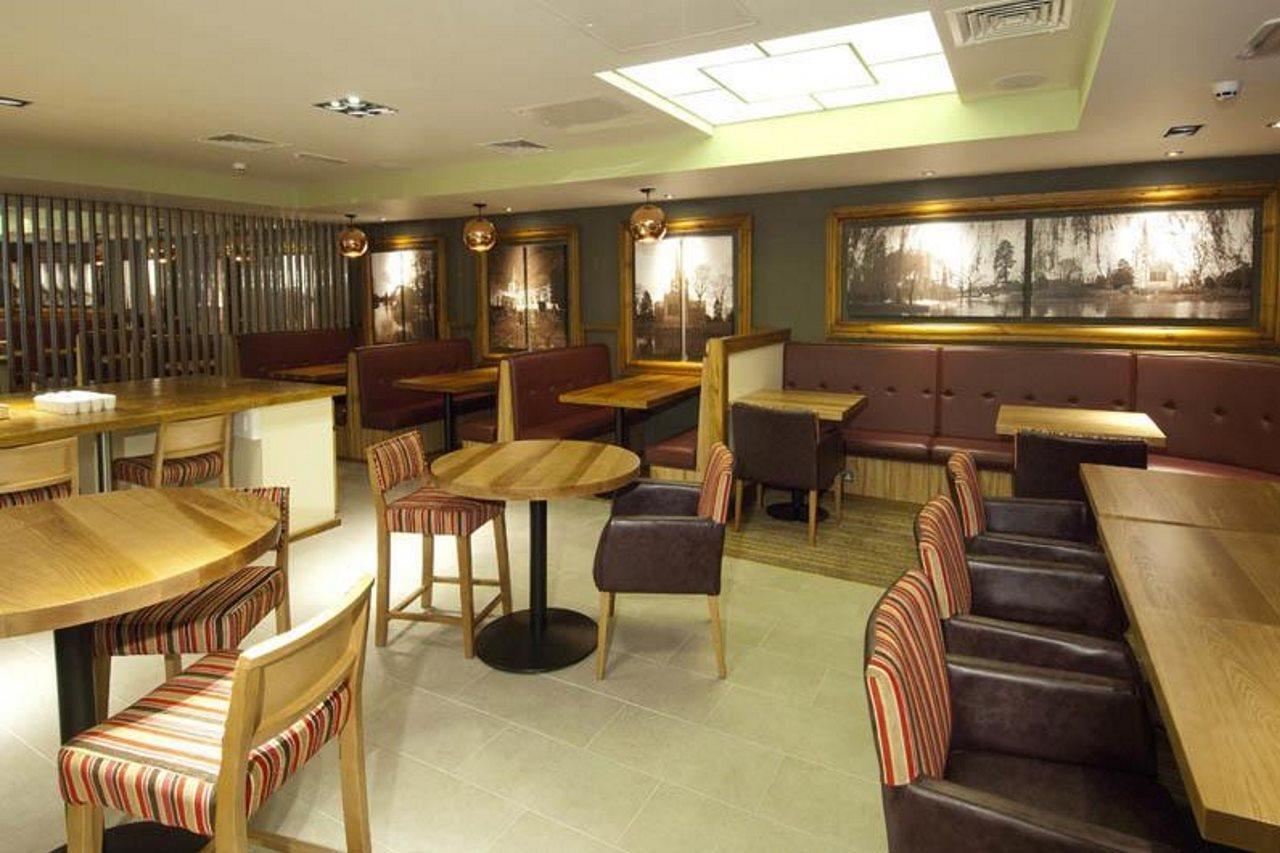 Premier Inn Stratford- Upon- Avon Central Exterior foto